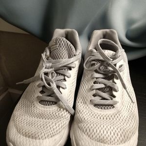 Nike  flex experience RN5